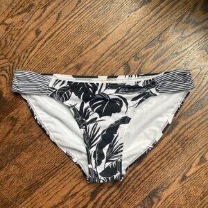 Women's Old Navy Swimsuit Bottoms M Black White Floral